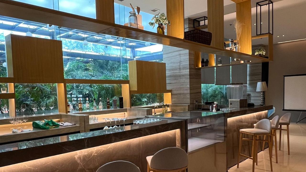 Holiday Inn Express Manila Newport City, An Ihg Hotel Paranaque City Εξωτερικό φωτογραφία